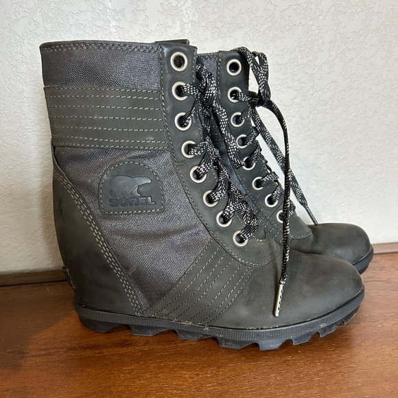Sorel Shoes - Sorel Joan of Arctic Wedge Boots